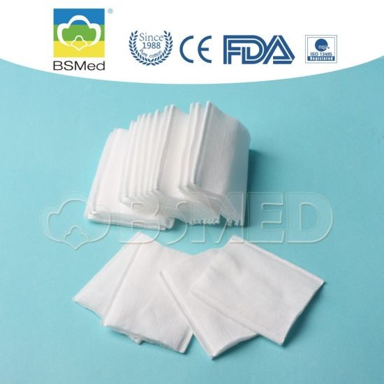 Square Cotton Wool Pads Plain Pattern High Absorbency FDA Certification