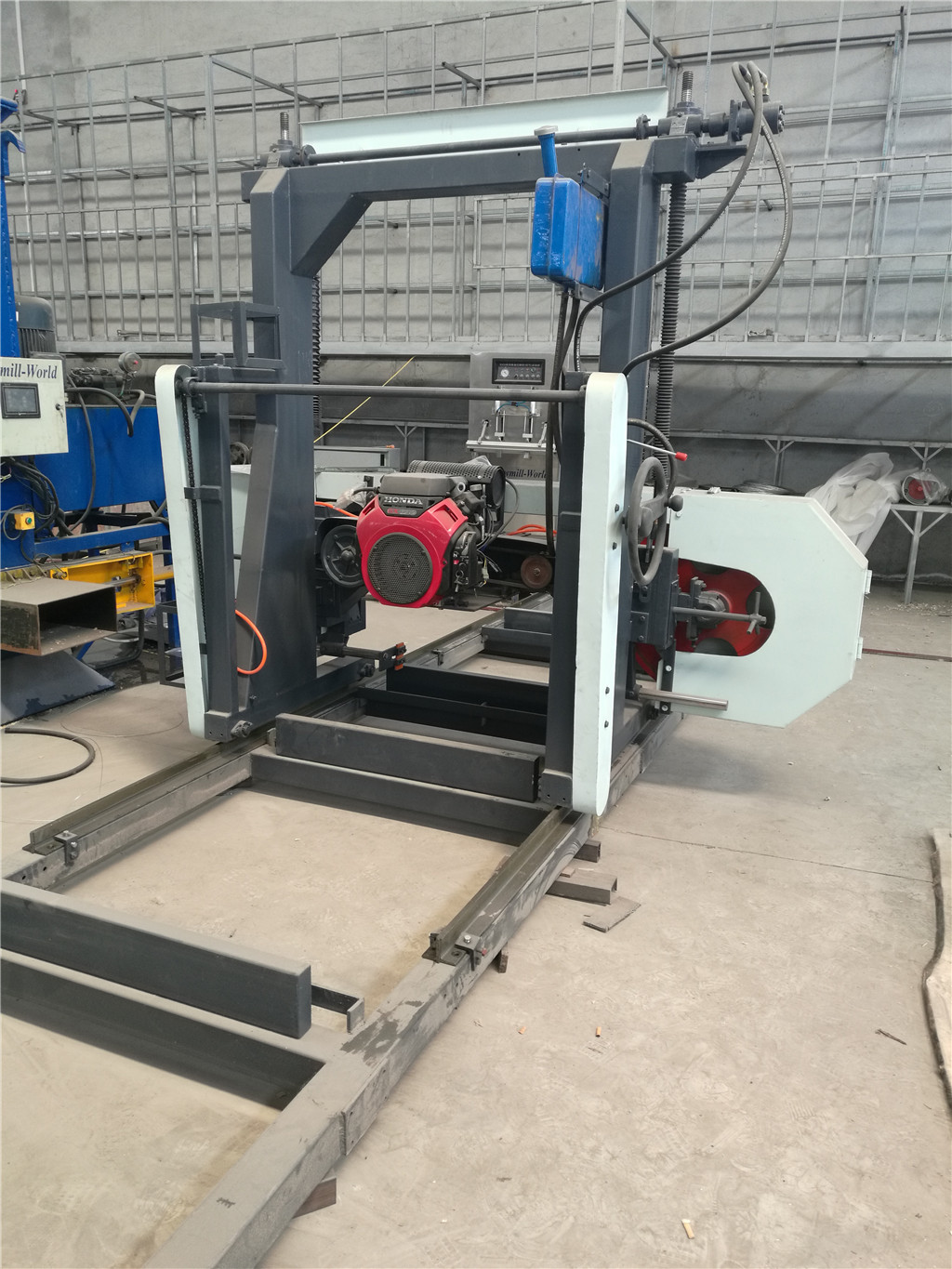 portable wood sawmill band saw, wood working band saw mills, log cutting machine