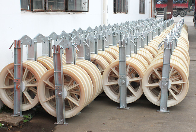 Transmission System Bundled Conductor Pulley Stringing Equipment Tools 120kN
