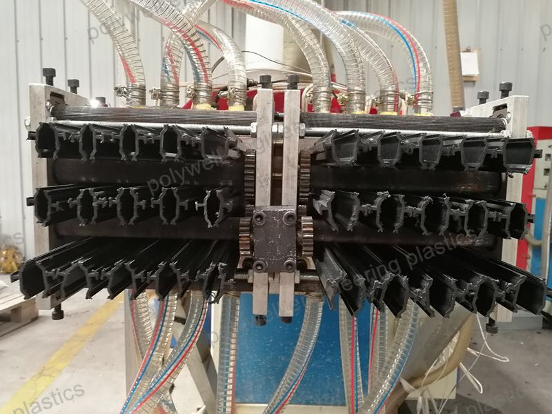Customized Extrusion Mold For Extruder Machine, Plastic Moulding Dies