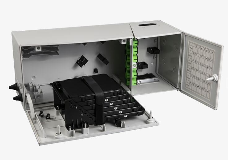 Indoor IP30 FTTH Splitter Box , 48 Fibers Terminal Box Fiber Optic