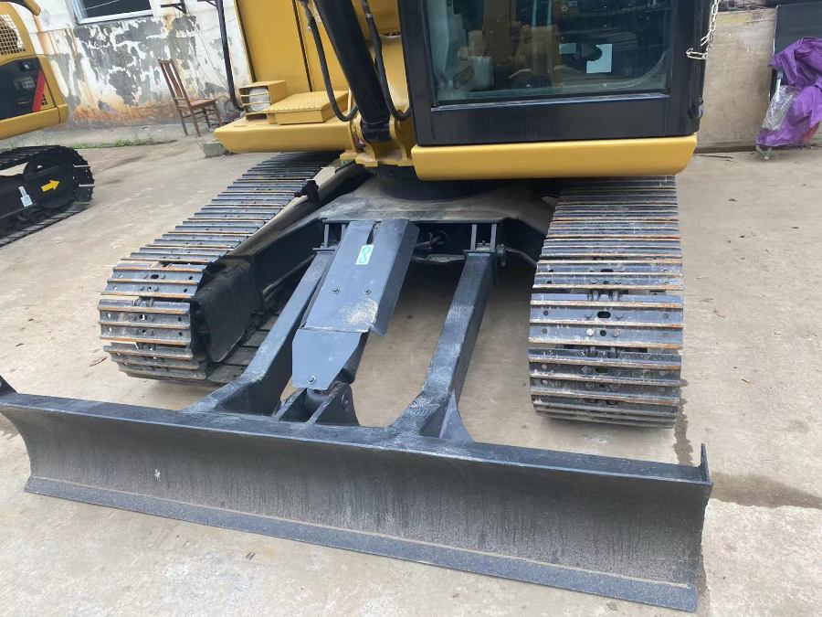 Cat 307E2 Excavator Blade