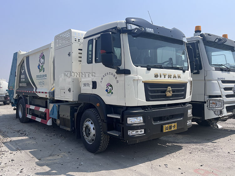 Howo SITRAK 4*2 Rear Loader Compressed Trash Trucks Garbage Truck
