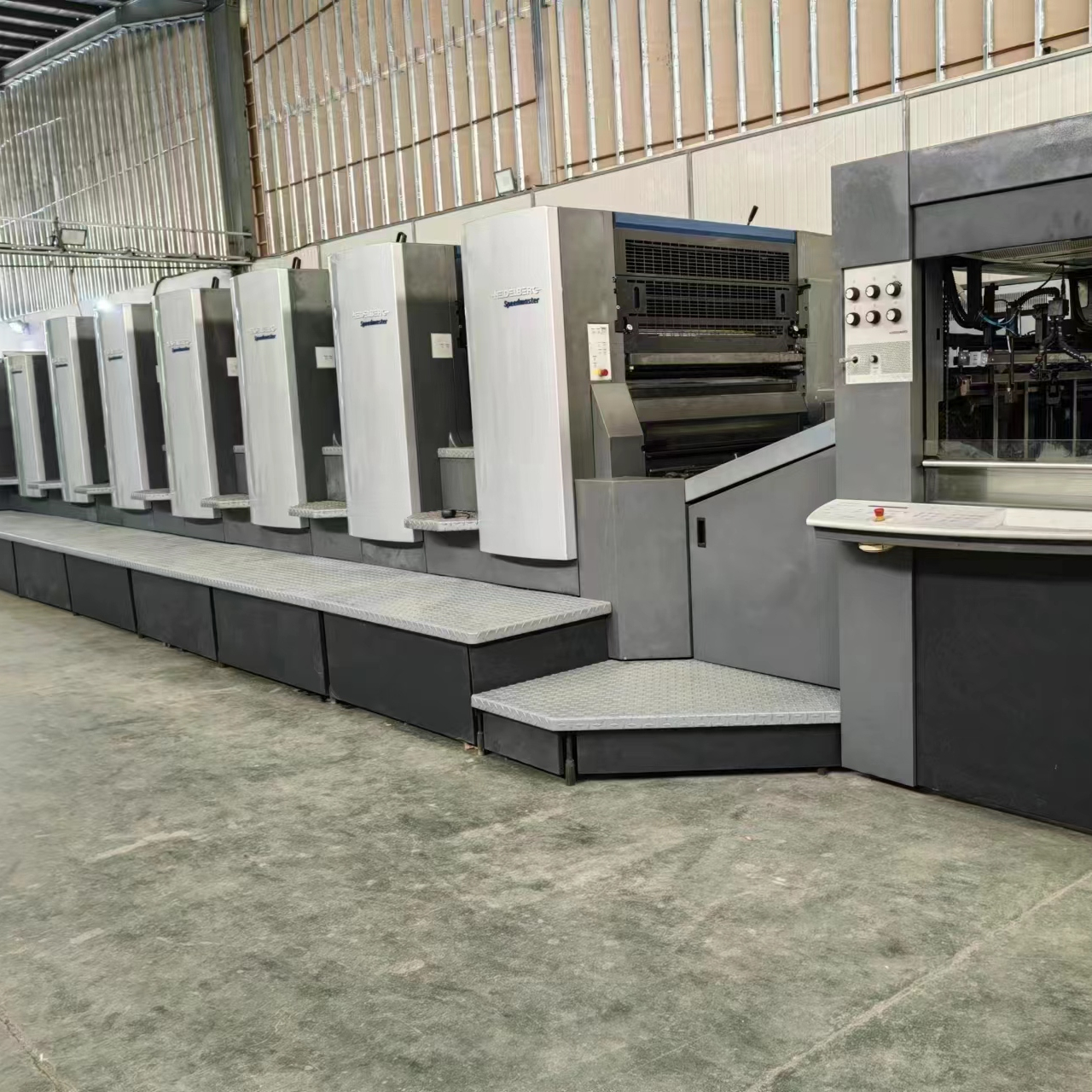 CD102-6 L Paper Offset Printing Machine With High Production Advantage 150000 KG