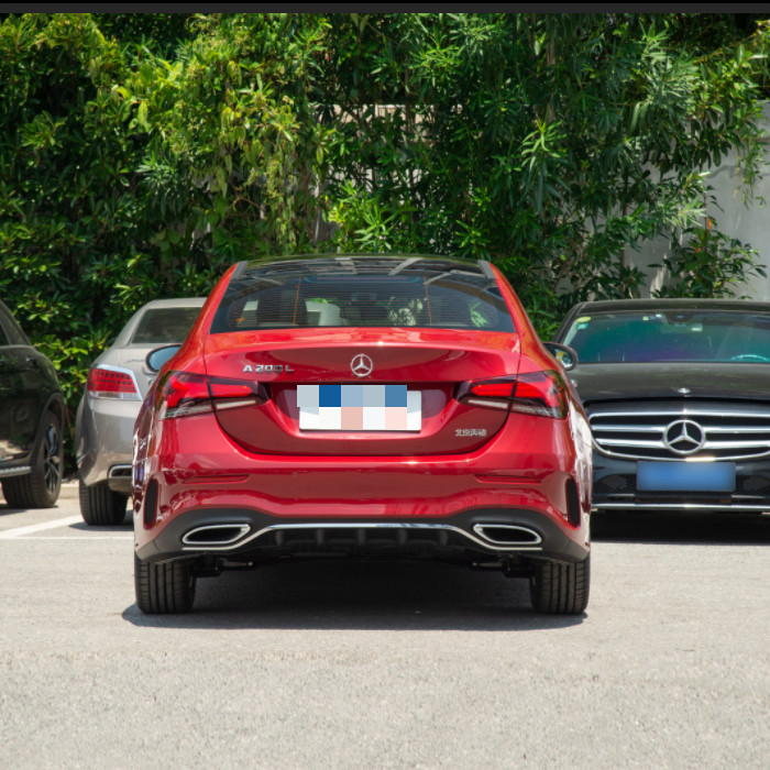 Mercedes-Benz A 200 L sport sedan donggan version Compact car 7 gear DCT