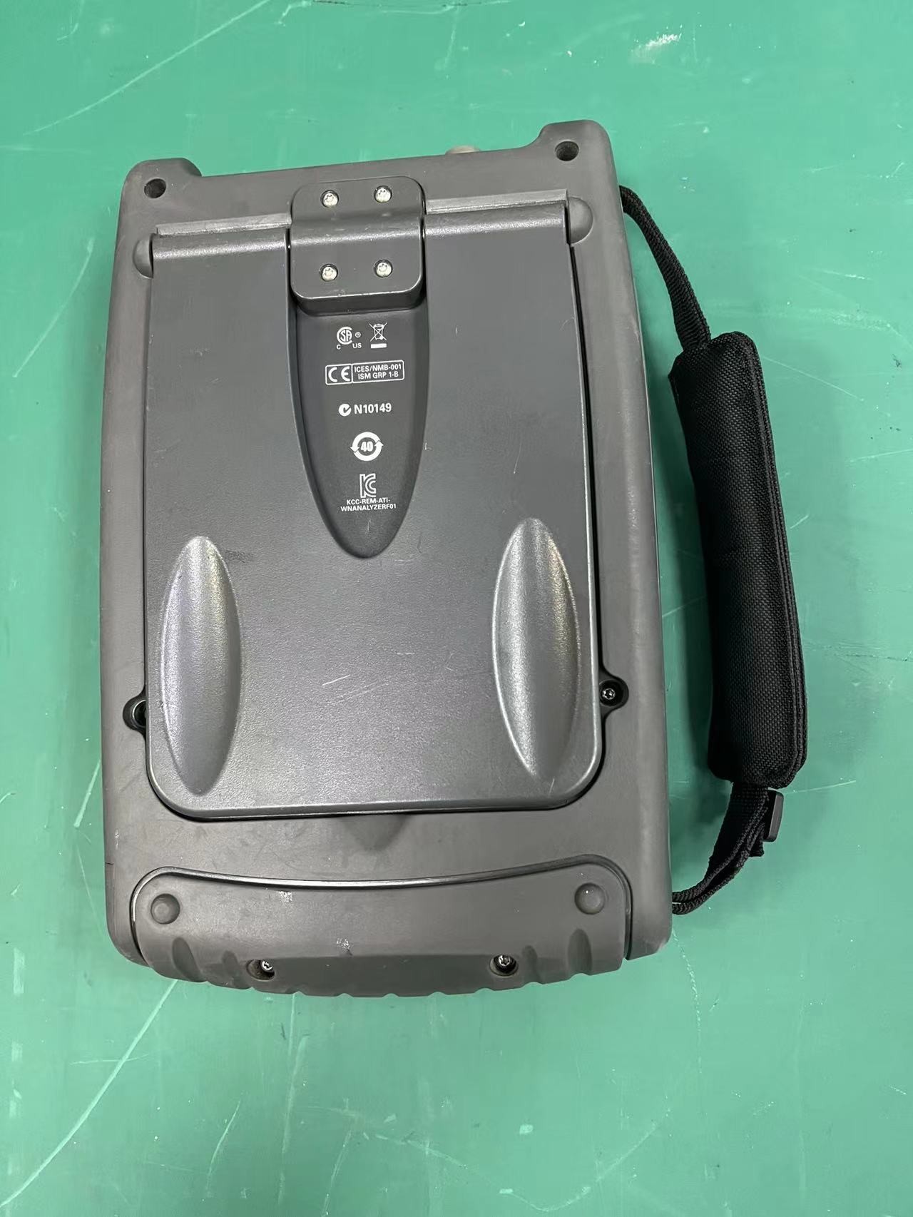 Portable Agilent N9913A FieldFox Handheld RF Analyzer 4 GHz Keysight Spectrum Analyzer