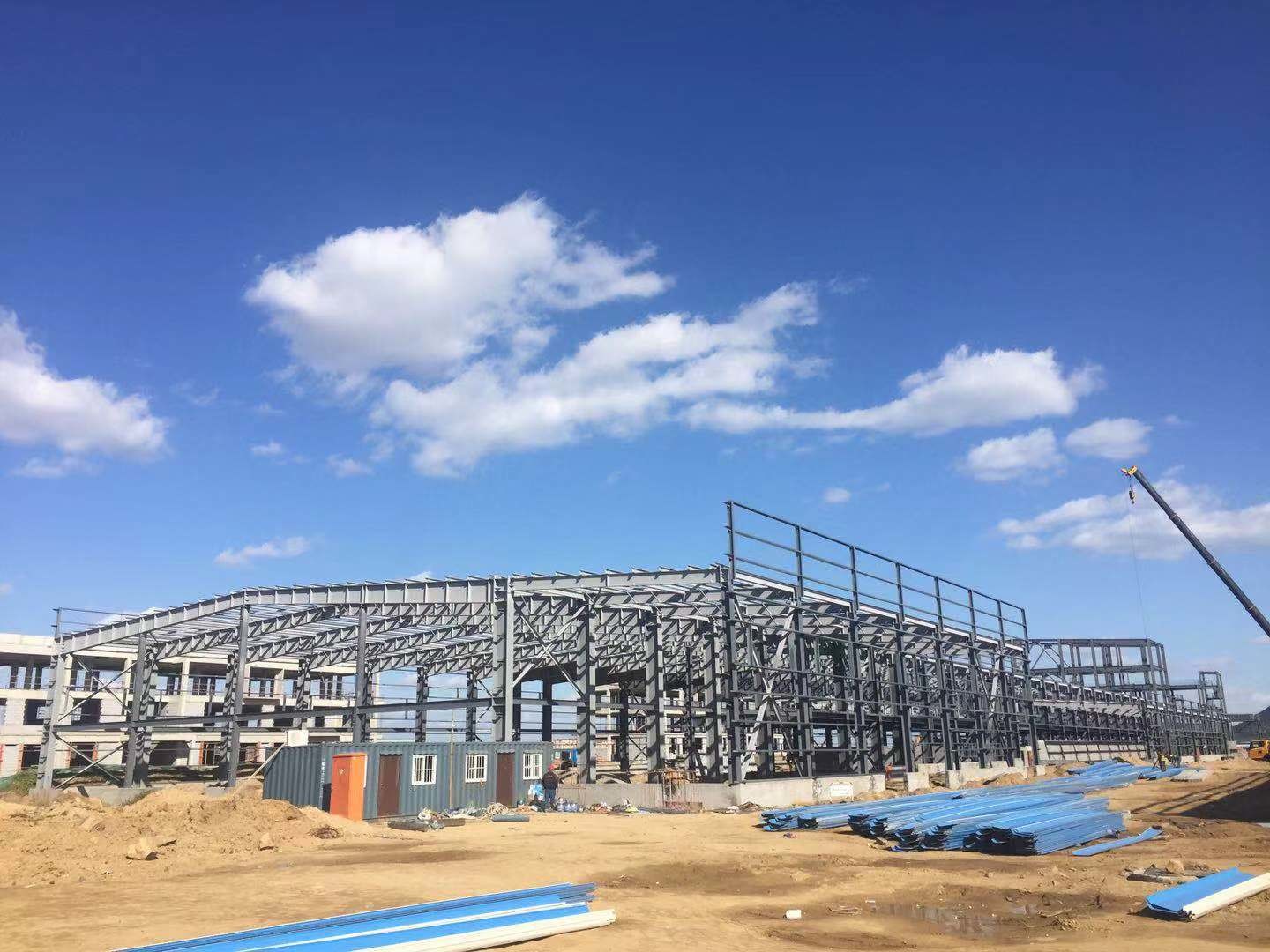Pre Engineered steel structure workshop factory Light Weight High Quality