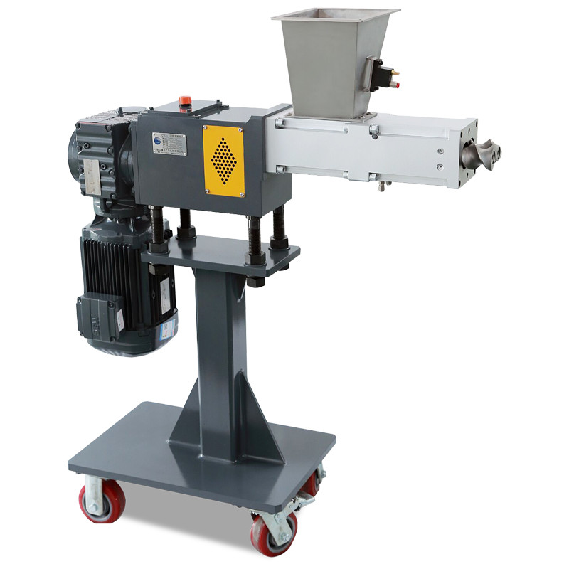 Vibrating Rotating Twin Screw Extruder Side Feeder D2 Material For WPC Extruder