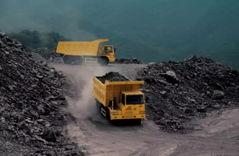 Euro 4 XCMG Mining Dump Truck 6*4 / 50 Ton Off - Highway Trucks