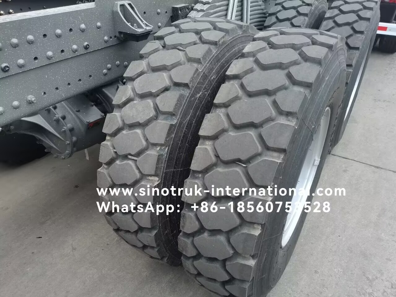 SINOTRUK HOWO Dropside Cargo Commercial Vehicles Truck Chassis LHD 6X4 400HP