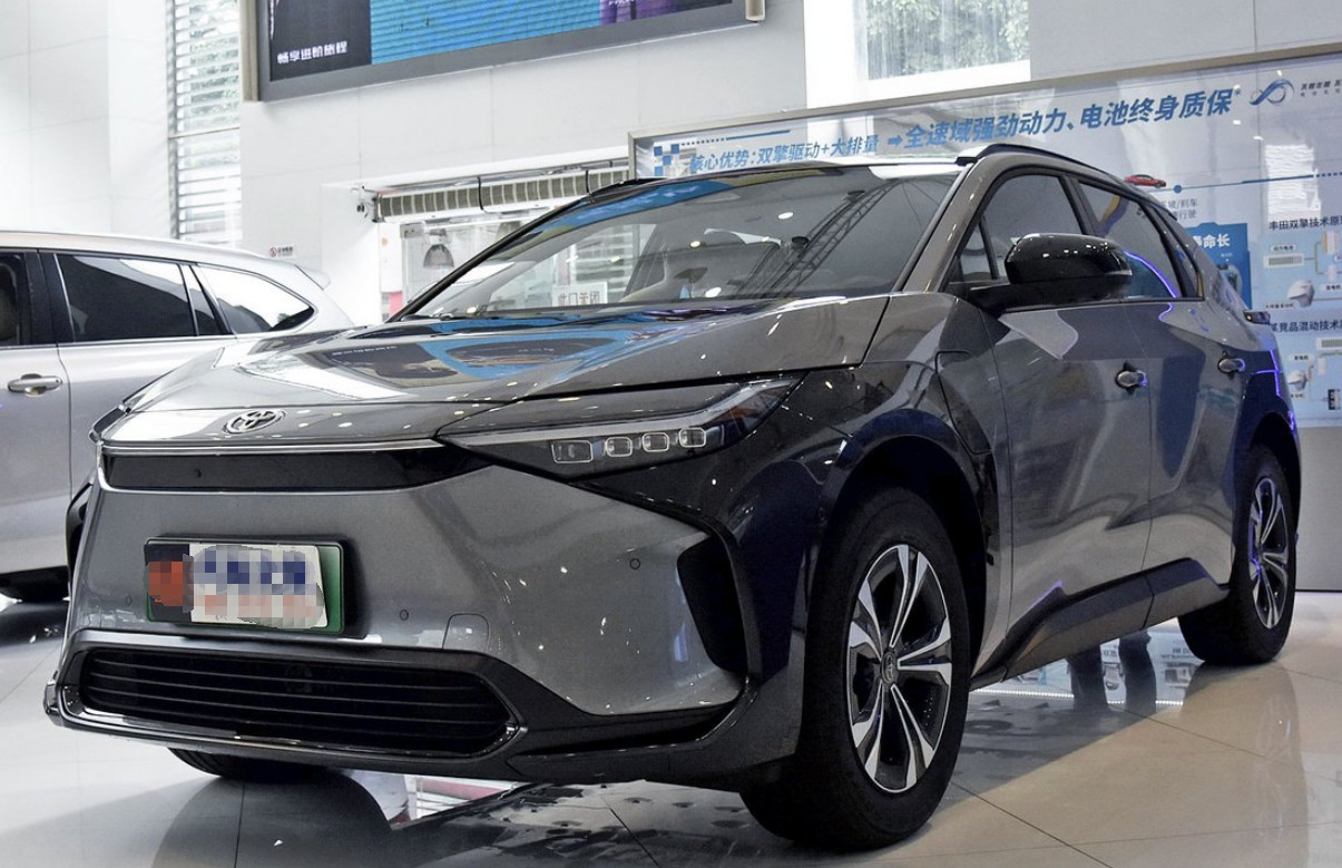 TOYOTA BZ4X AWD 5 Seats SUV Toyota EV Pro Intelligent App Remote TOYOTA BZ4X