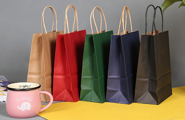 Paper bags, cloth bags.Non-woven bag, advertising bag, product packaging bag.Hand bag,Brown paper bag