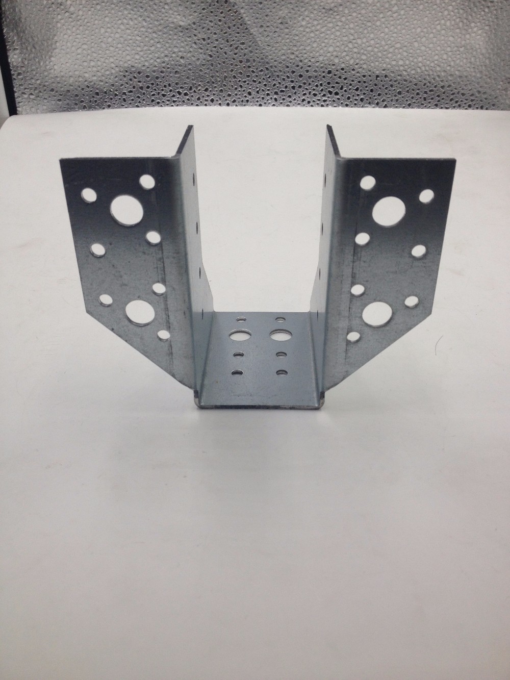 Single-side Bracket Wood Connector Angle Joist Hanger Steel Roof Truss Nail Plate