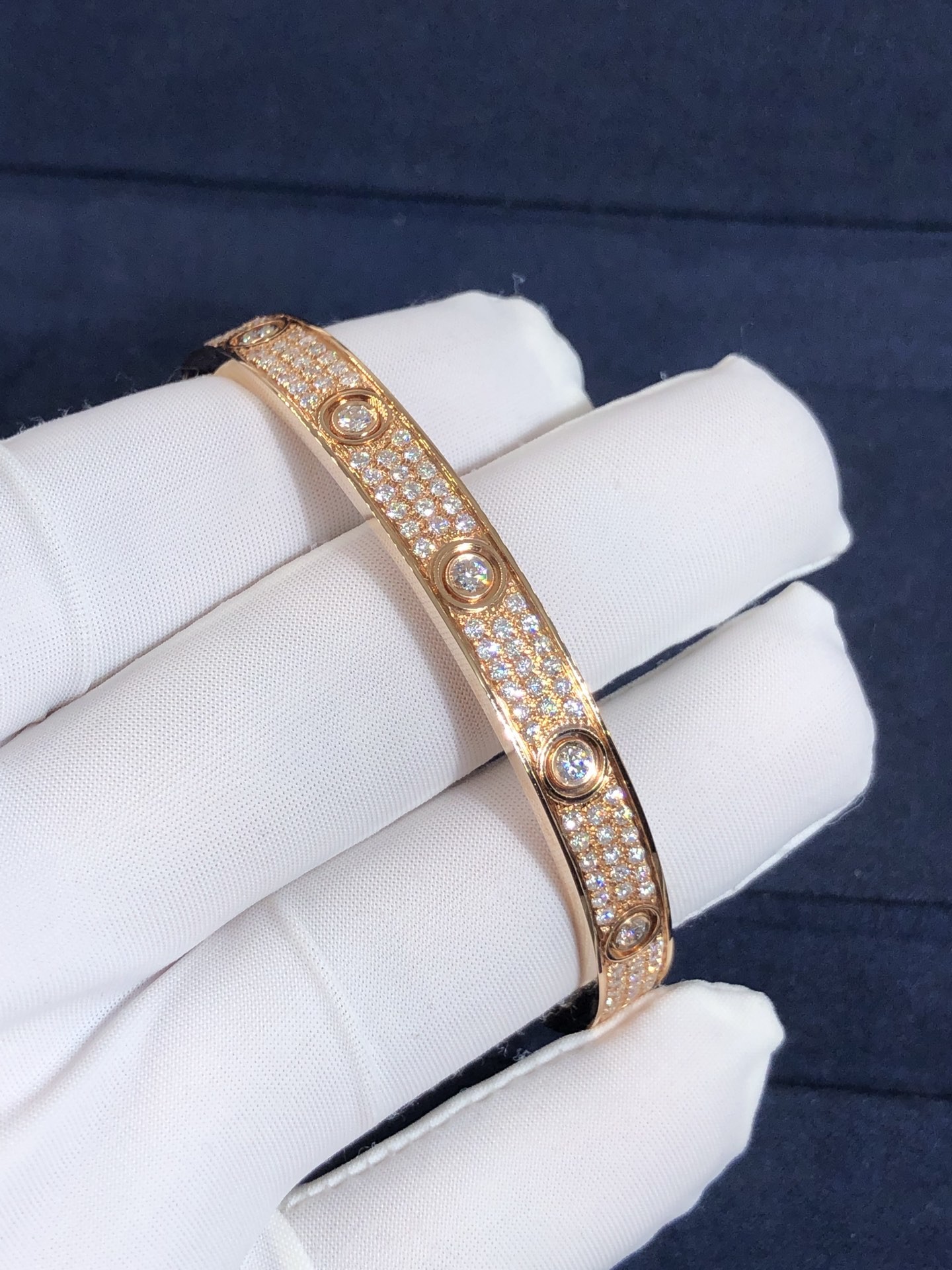 Popular Beautiful Gorgeous Factory Made 18k Car Tier Yellow/White/Rose Gold And Natural Diamonds LOVE Bracelet