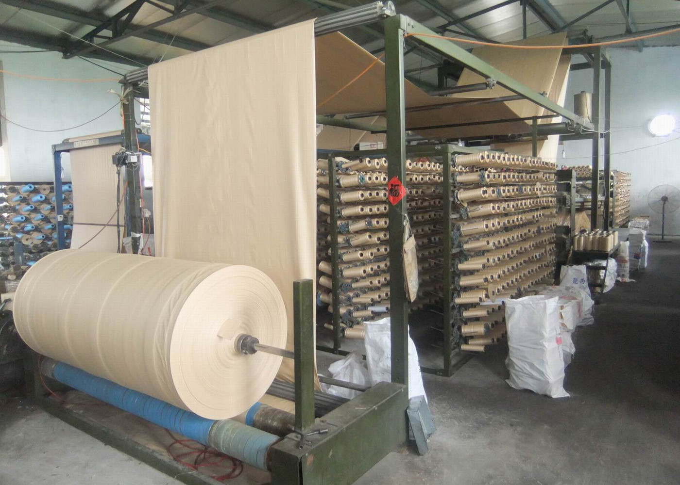 White Color Waterproof Tubular Woven Fabric , Woven Polypropylene Fabric Rolls