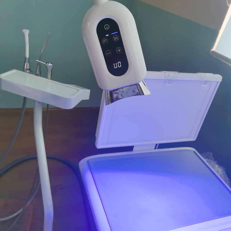 360 Degree Rotation Teeth Whiten Light 3 Color Tooth Whitening Machine With Touch Screen