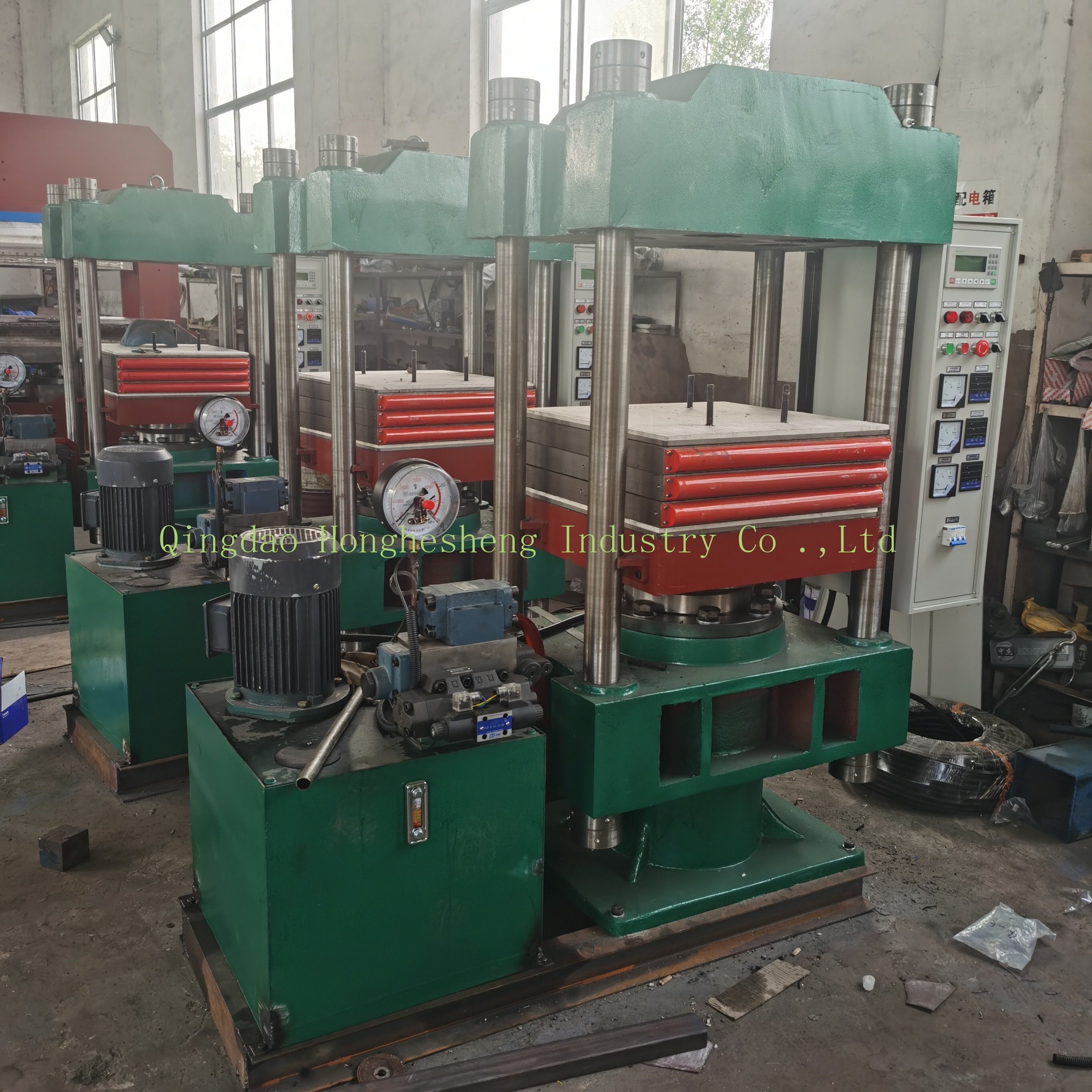 Rubber Platen Hot Compression Moulding Machine 300 Degree 5.5KW