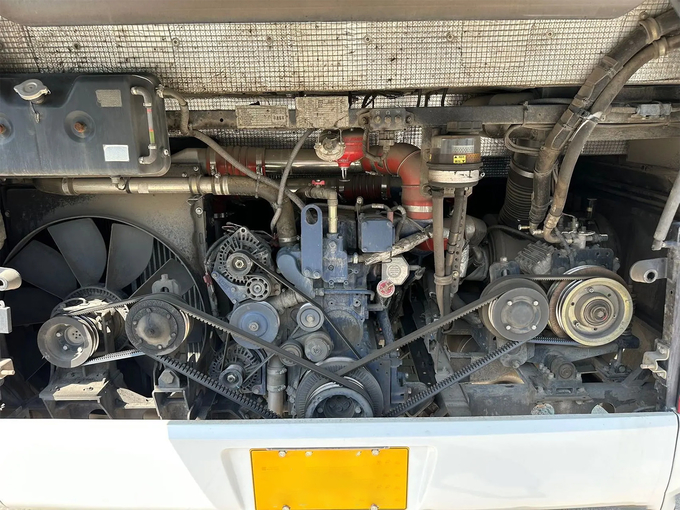 ZK6109 Yutong Used Passenger Bus / 49 Seat Left-Hand Drive National V Luxury Bus
