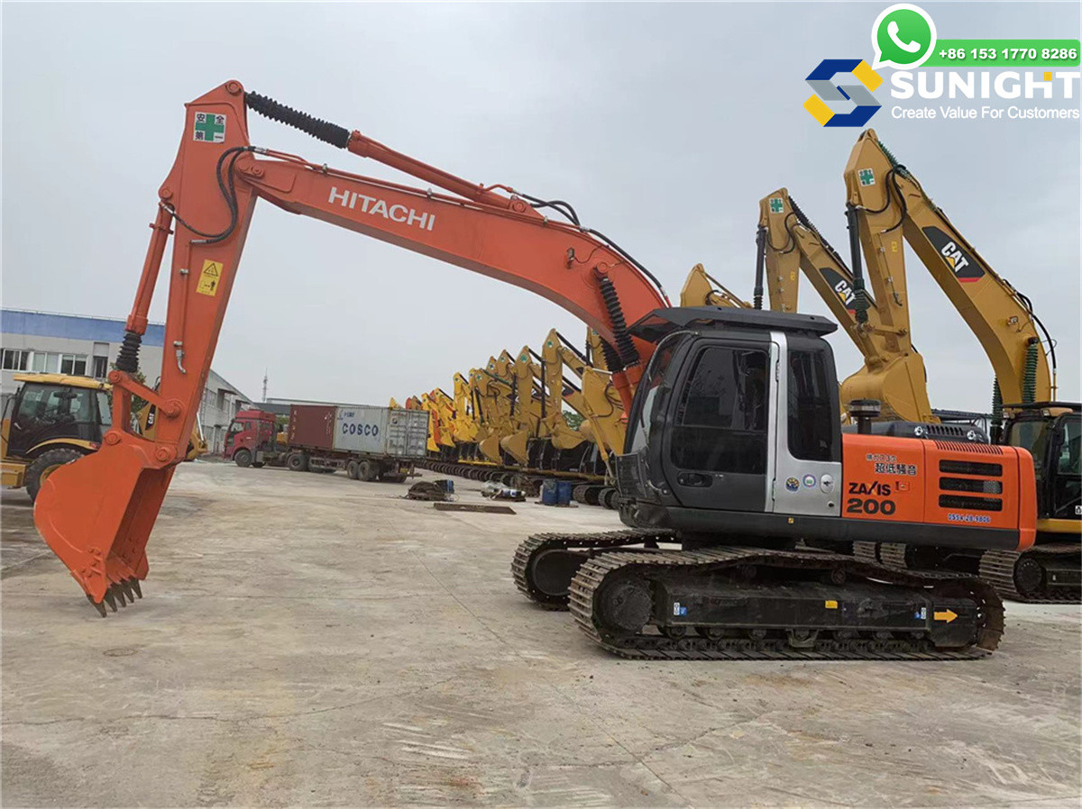 Hitachi ZX 200 Used Excavator Works Perfectly and Sells Cheaply with Few Working Hours