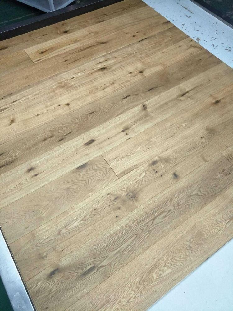 Ordinary E1 Natural Oak Engineered Wood Flooring Environmental Protection