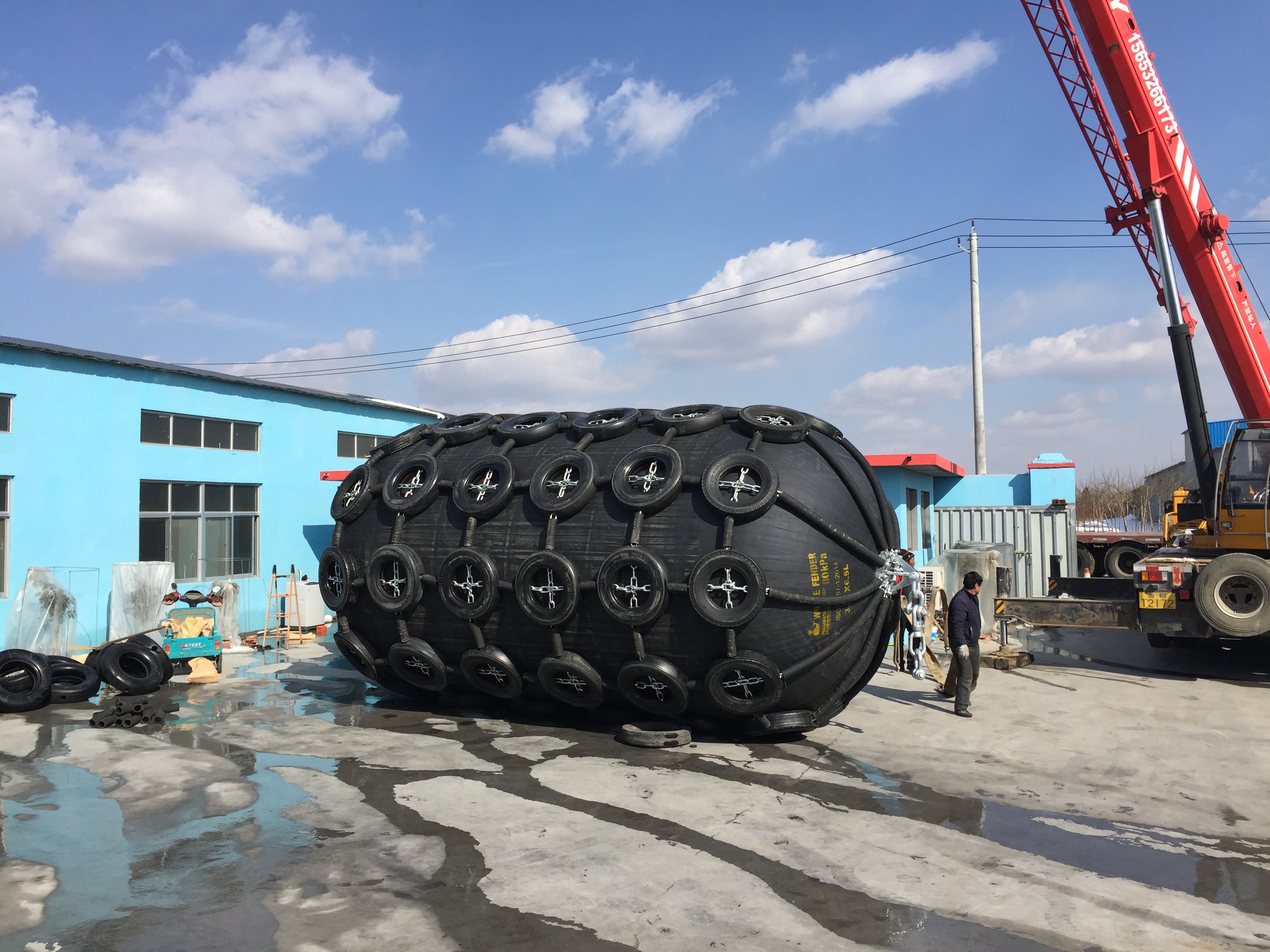 50kpa 3.3D*6.5L Yokohama Rubber Fender d type cylinder Shape