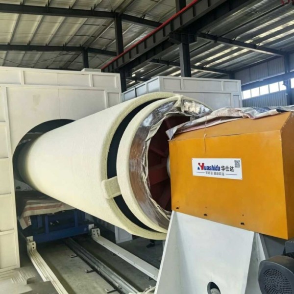 Automatic Polyurethane Spray HDPE PE Wrapping Steel Pipe Thermal Insulation Machine