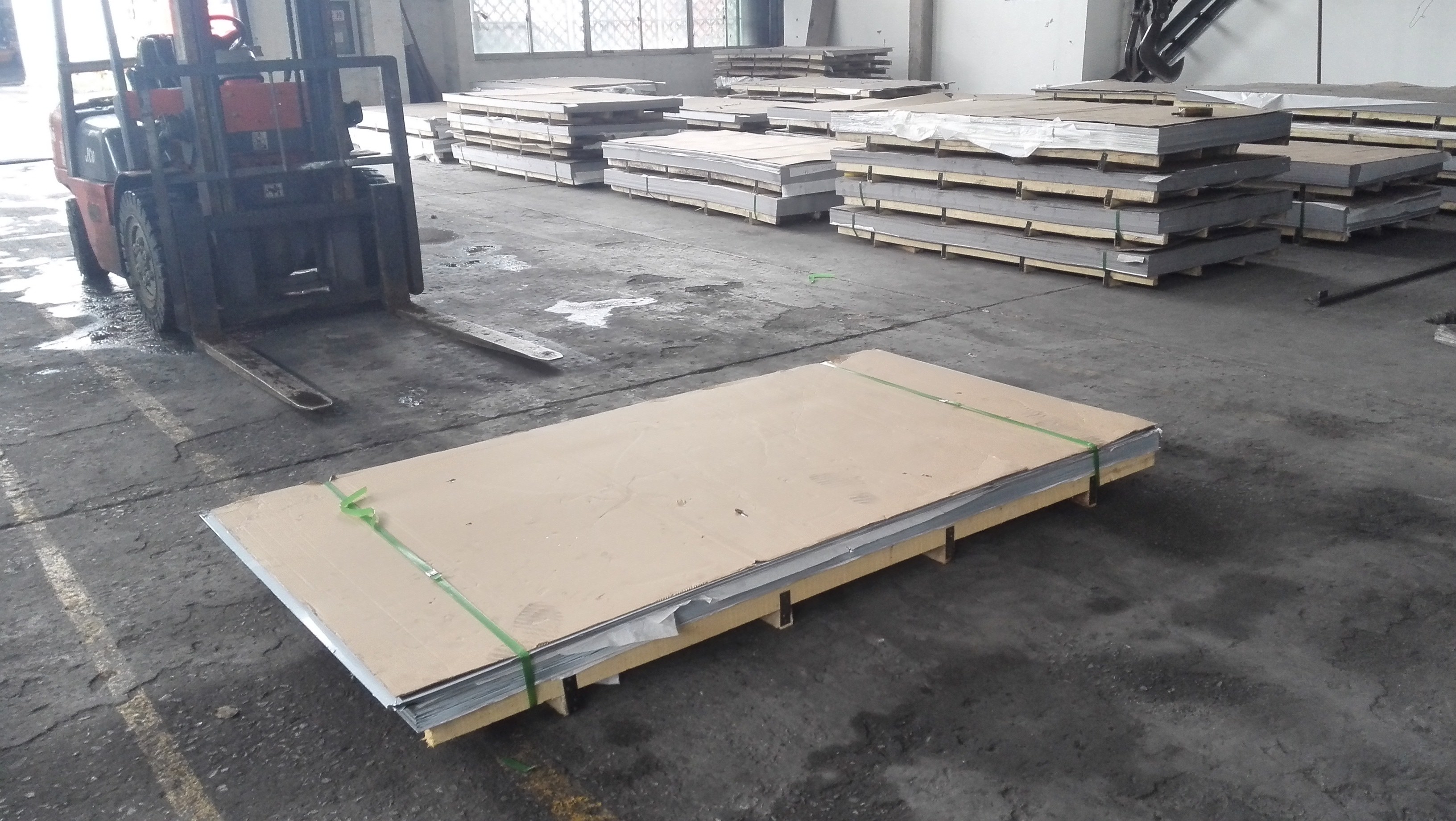 2D SUS439M Ferritic Stainless Steel Sheet DIN1.4510 X3CrTi17 Used For Exhaust System