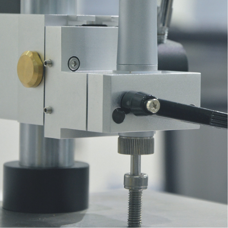 High Accuracy Metal Hardness Testing Equipment With LCD Display Easy Operation