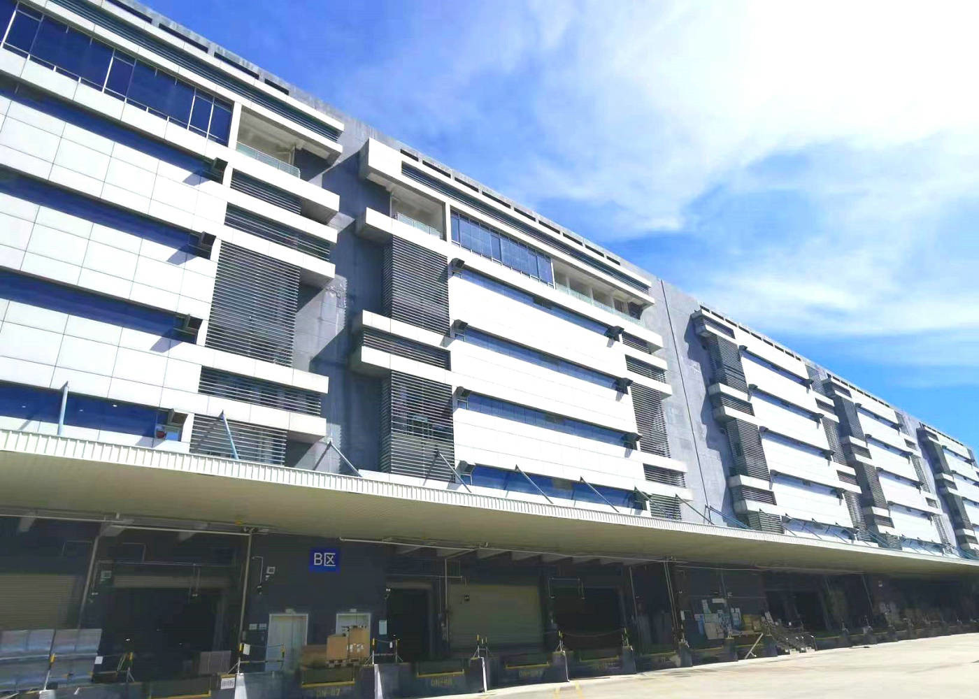 80000 S.Q.M China Bonded Warehouse With Import And Export Customs Clearance