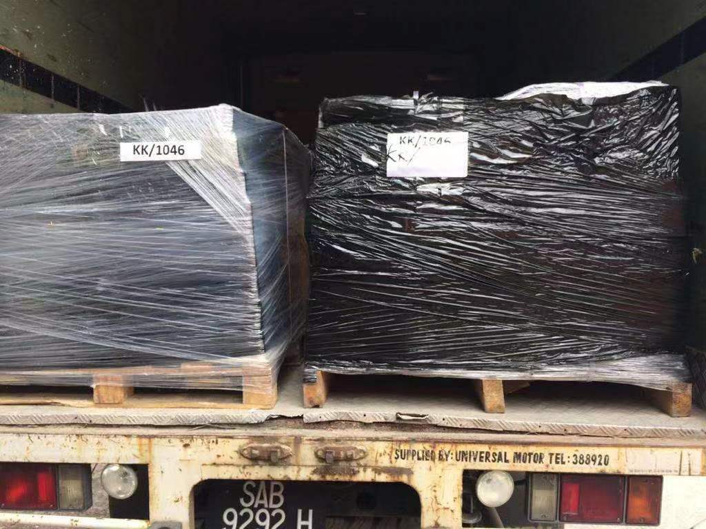 OE NO. 14461-EB360 Intercooler for Navara D40 Improve Your Engine's Cooling