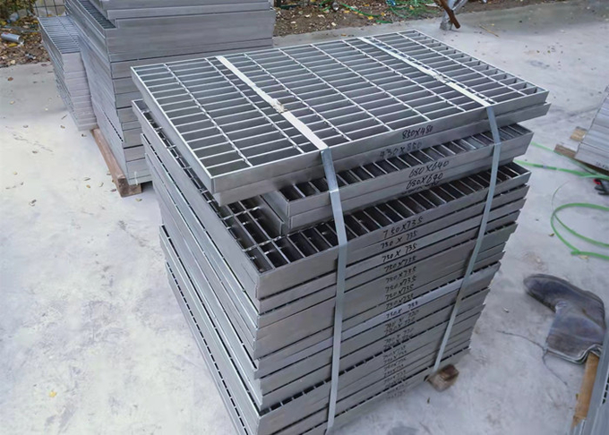 Hot Dip Galvanized Metal Building Materials Standard Common Steel Grating