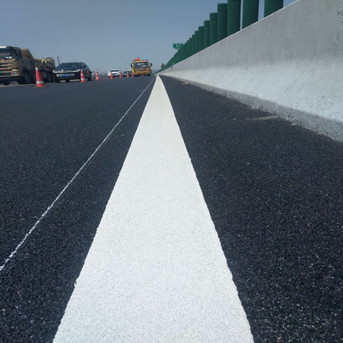 High Adhesive Thermoplastic Road Marking Paint , Traffic Line Marking Paint With Glass Beads