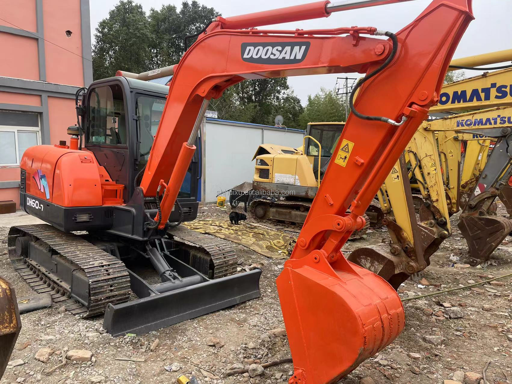 New Good sales second-hand excavator Doosan DH60W used doosan excavator cheap price doosan 60