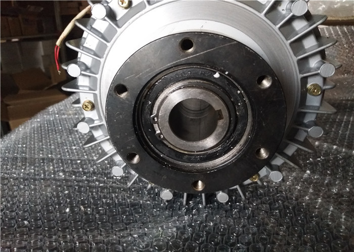 Flange Shell Magnetic Powder Clutch 700 Watt With 0.94A Max Current