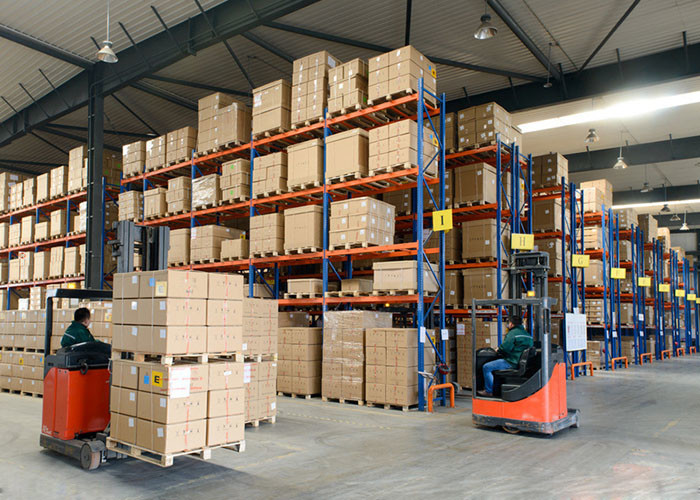 Customized Size Industrial Steel Racks Q235B Heavy Beam Powder Coated