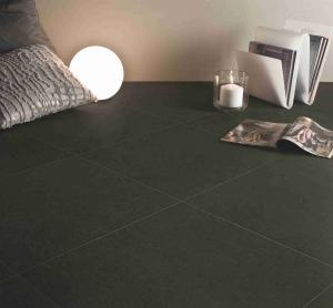 China Black Color Full Body Porcelain Tile 10mm Thickness multi Size Available on sale
