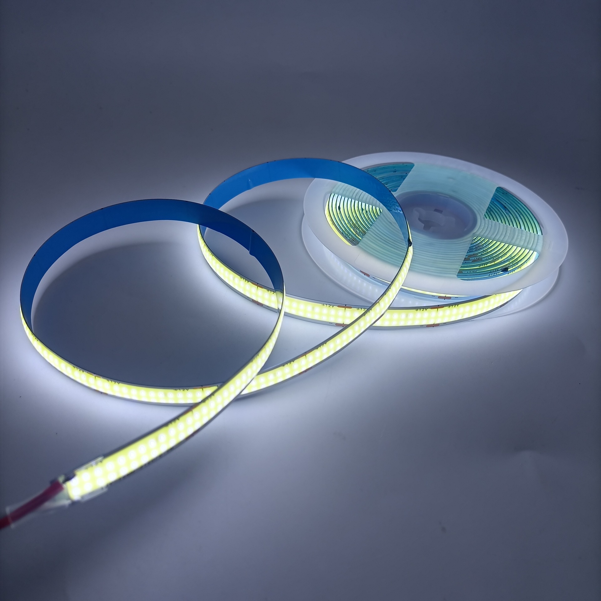 616LEDS 12mm Addressable Led Neon Strip 1700lm Led Strip Sticky Back