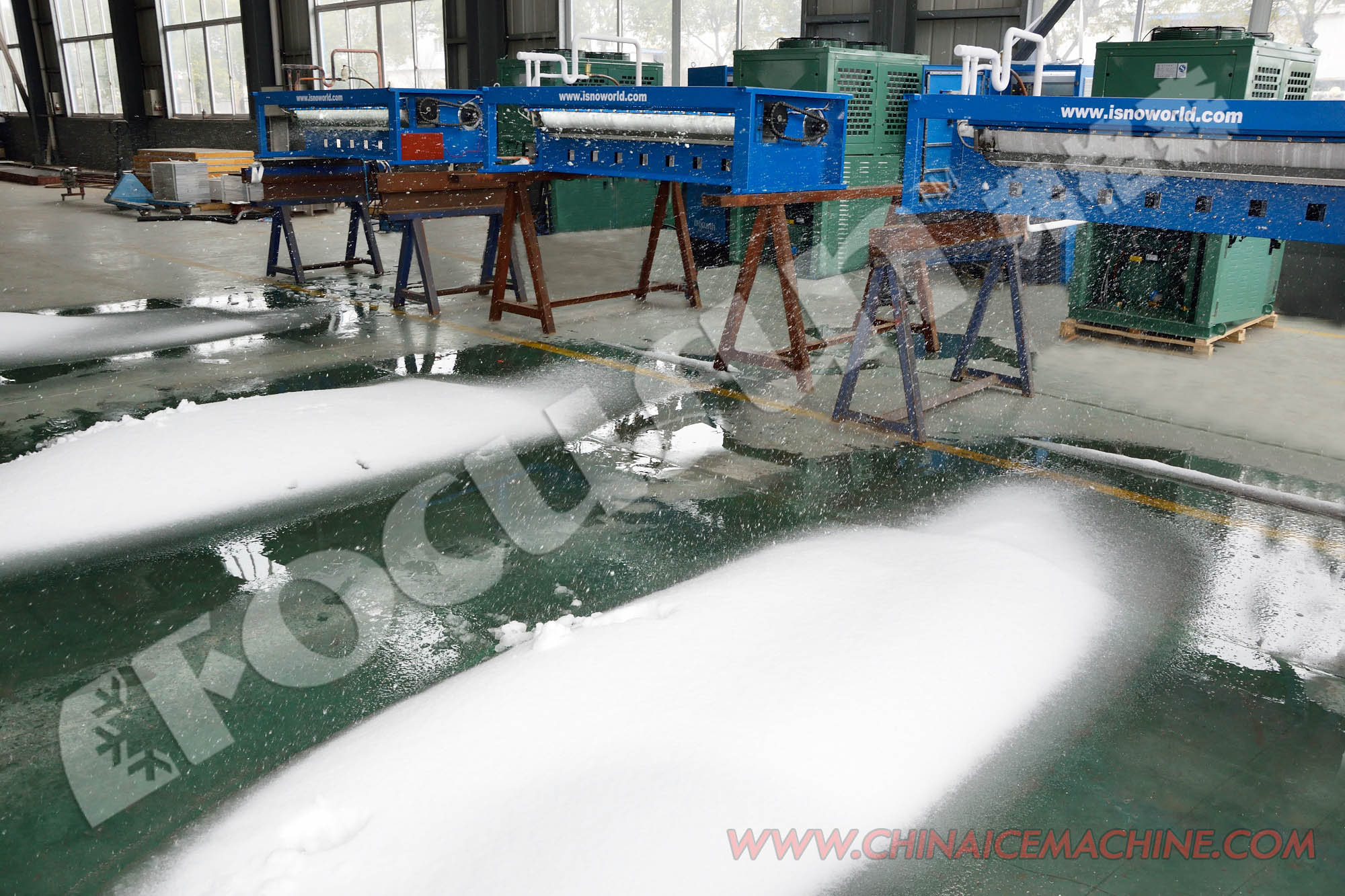 Construction Works BITZER Compressor Low Noise Environment-Friendly Ski Resort Artificial Snow Making Machine