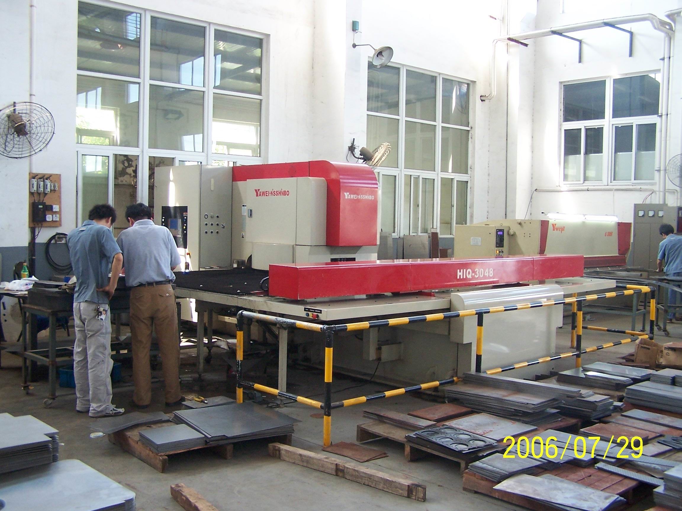 Double Shoulder Collar Vertical Steam Ironing Equipment For Blazer Jacket Dress Different Kind Of Fabric