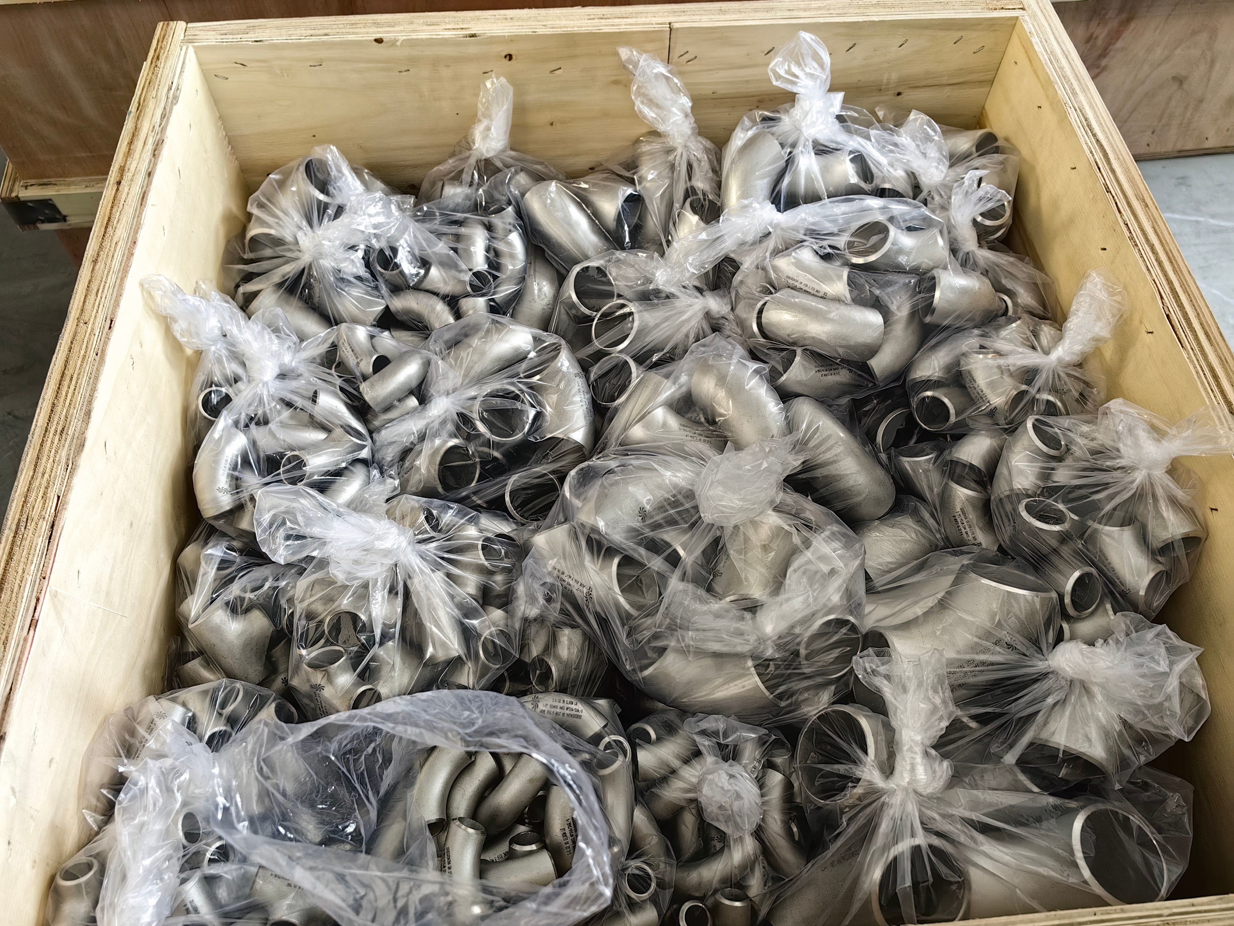 Chemical Plants 316L Stainless Steel Weld Fittings Sand Rolling 45 Degree Stainless Steel Elbow