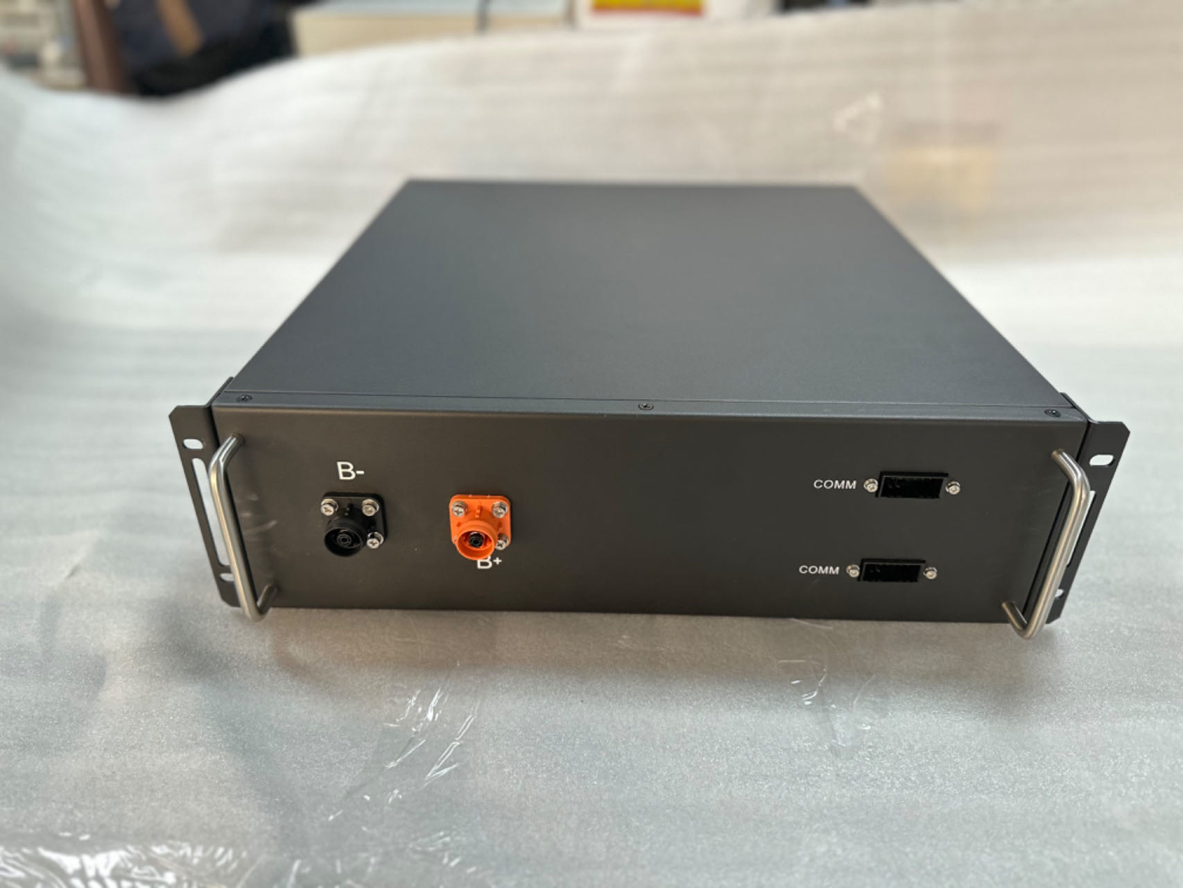 Hyper 48200 LiFePO4 Battery with Rack Mount Support and Method for Installation