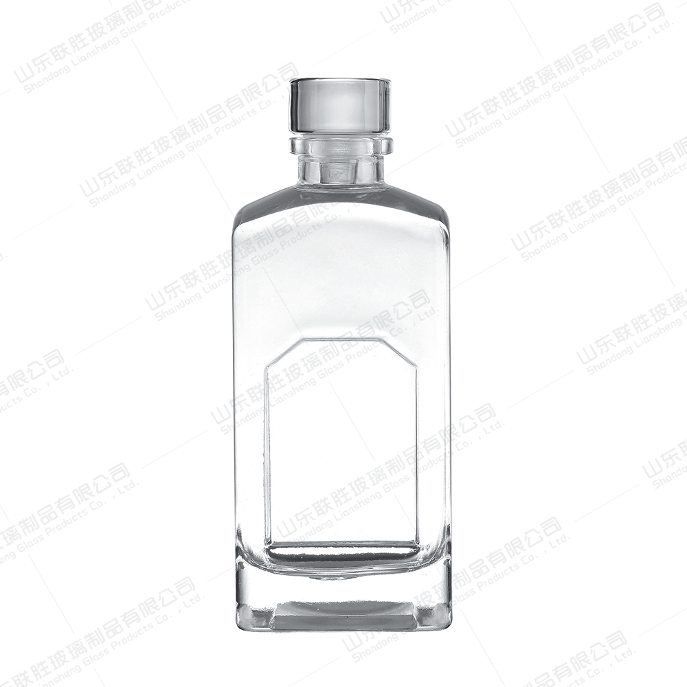 Body Material Glass Clear Bottle for Tequila Liqueur 500ml 1000ml Unique Carved Flat