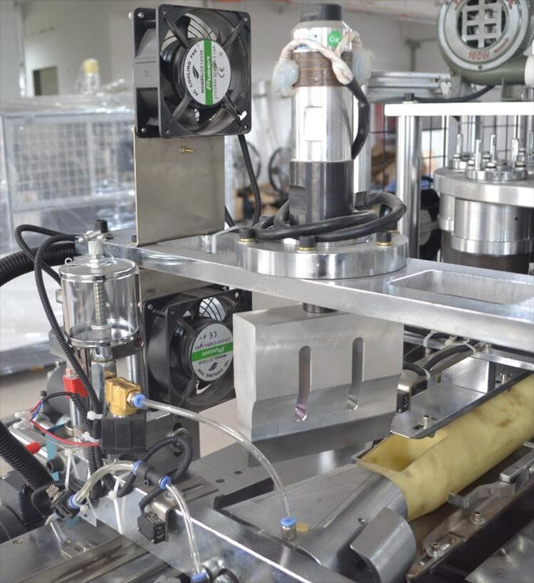 fully automatic PE coated fast food container paper bowl making machine