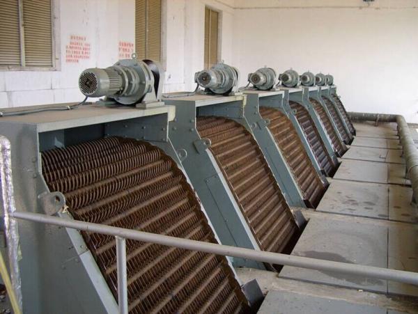 Quality Reliable Mechanical Wastewater Bar Screen for drainage pumping plant for sale