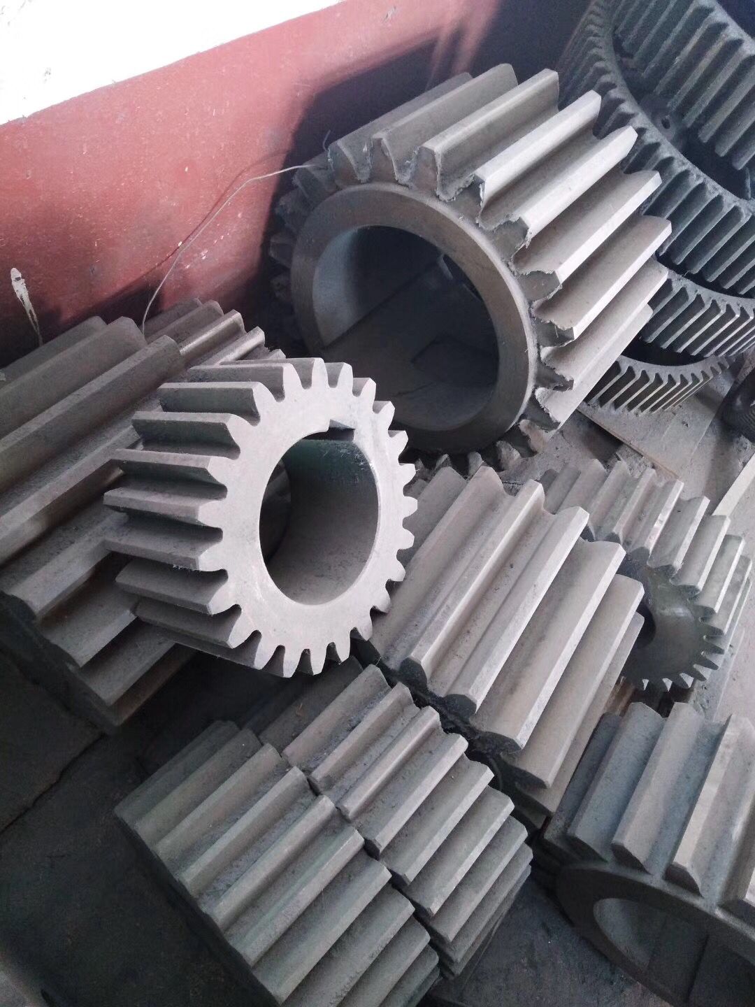 CITIC IC Raymod Mill Small Crown Pinion Gear Mining Machine Spare Parts