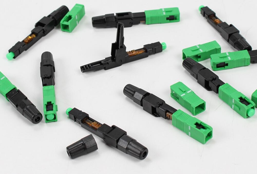 Embedded Single Mold SC APC Quick Connector Insertion Loss 0.3DB Polishing Stype