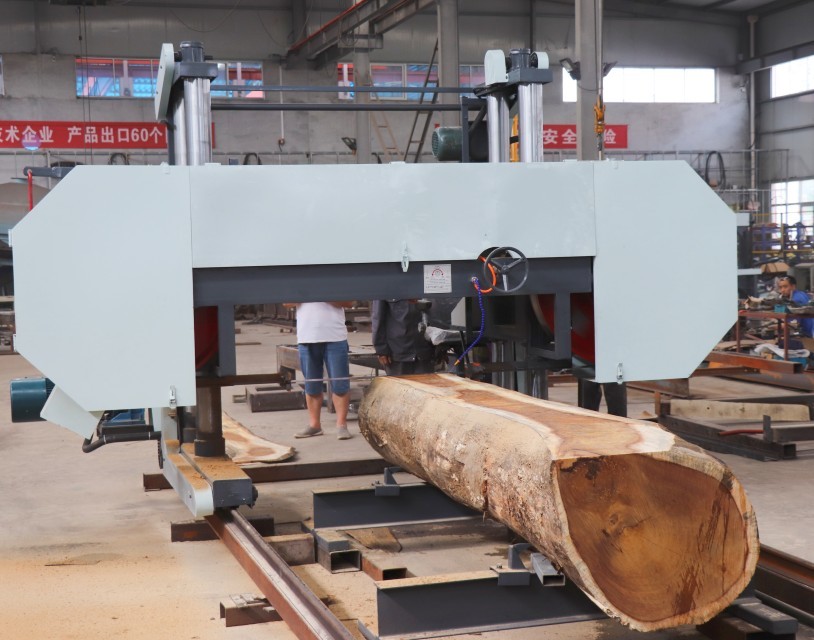 Diesel Powered Large Bandsaw Mill 1500mm 80HP Bandsaw Wood Mill