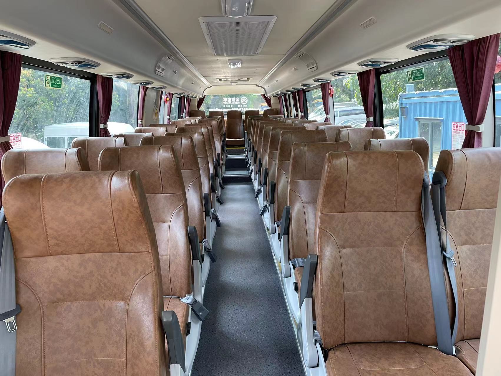 Golden Dragon 48 Seats Second Hand Luxury Bus Diesel Used Commercial Vehicle