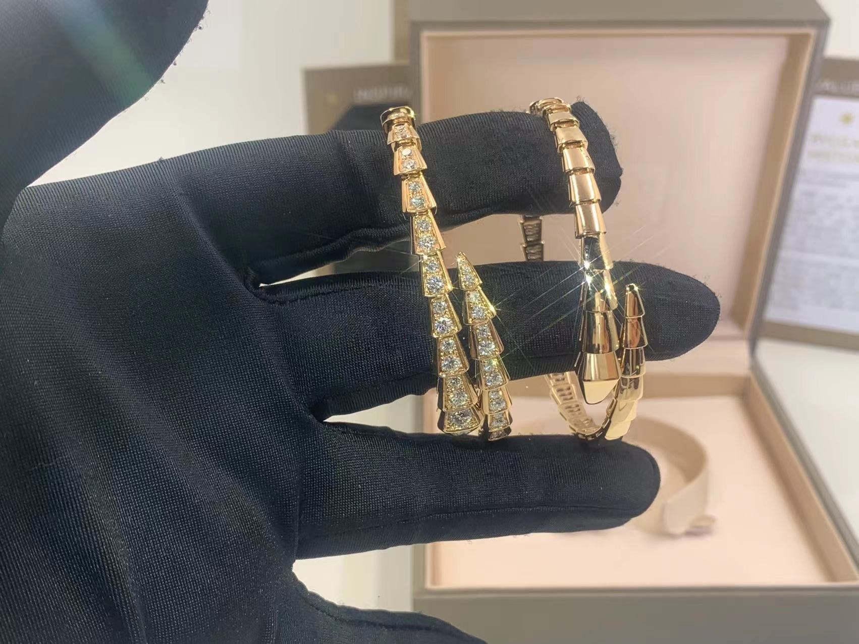 i Serpenti Viper Bracelet Serpenti Viper 18 Kt Yellow Gold Bracelet