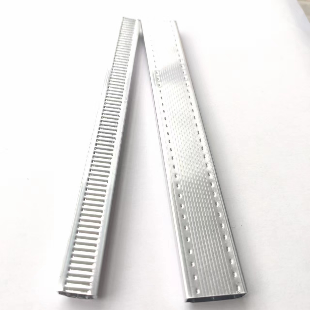 Smooth Surface Anodizing Aluminum Spacer Bars Customized Weight Size And Width